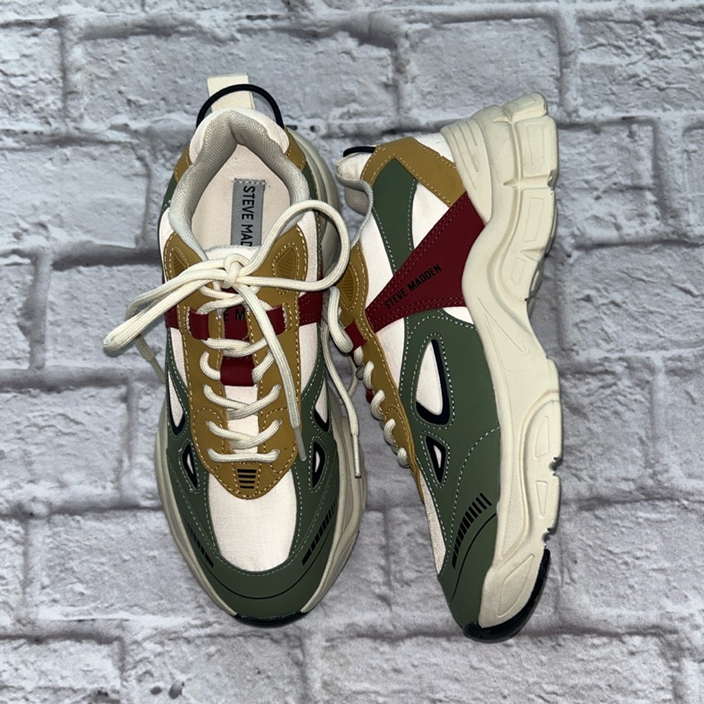 Size 8 Steve Madden multi trainers